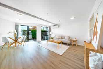 2/69 Suva Street, UPPER RICCARTON