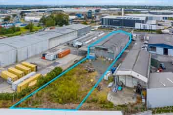 Heavy Industrial Powerhouse - Gantry Cranes & Yard