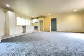 19 Neta Grove, Henderson