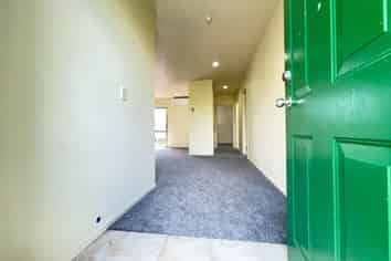 19 Neta Grove, Henderson