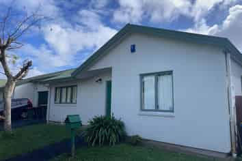 19 Neta Grove, Henderson