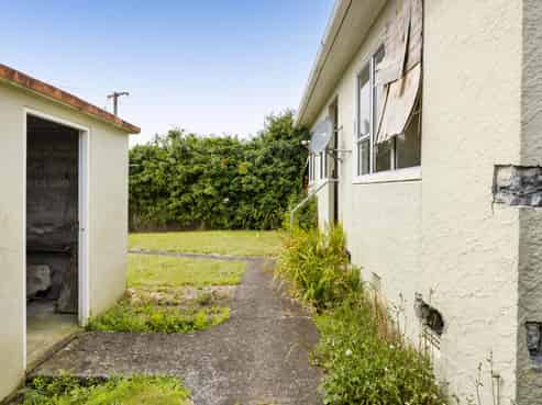 51-53 Wrantage Street, Westown