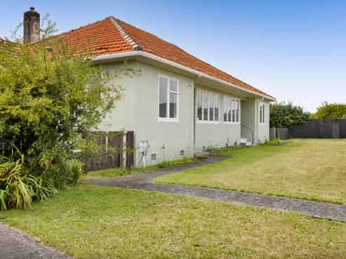 51-53 Wrantage Street, Westown