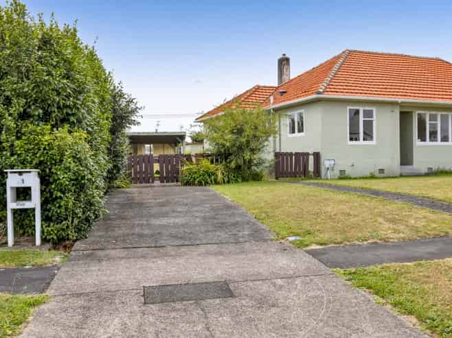 51-53 Wrantage Street, Westown