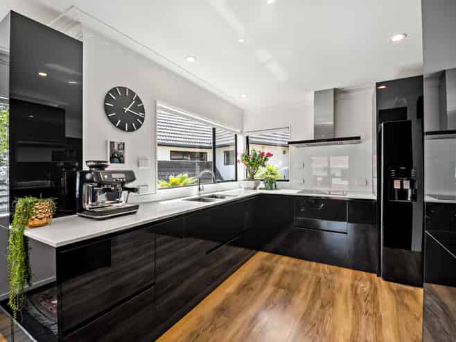 19A Charles Fox Place, Saint Johns