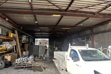 Warehouse, Canopy and Secure Yard