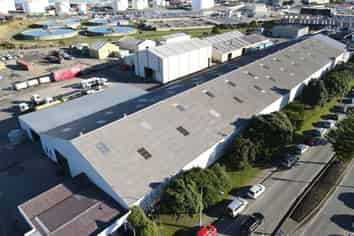 Warehouse, Canopy and Secure Yard