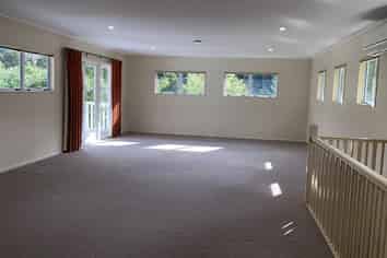 7 Glendale Road, Woodhill