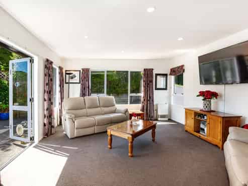 56 Molyneux Close, Whitby