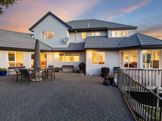 56 Molyneux Close, Whitby