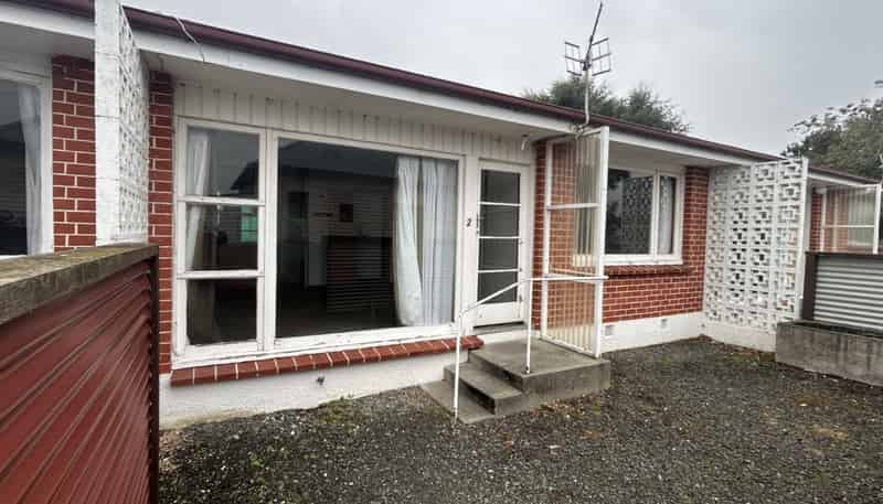 2/15 Clifton Street, Windsor