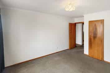 2/15 Clifton Street, Windsor