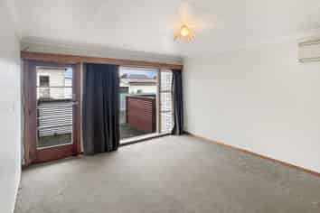 2/15 Clifton Street, Windsor