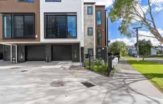 2/18 Beatrix Street, Avondale