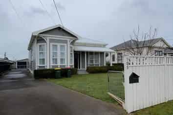 105 Victoria Street, Hawera