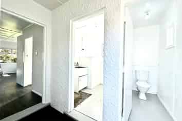 90 Centennial Avenue, Waitara