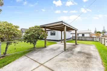 90 Centennial Avenue, Waitara
