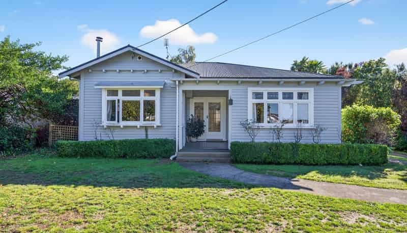 8 College Street, Masterton