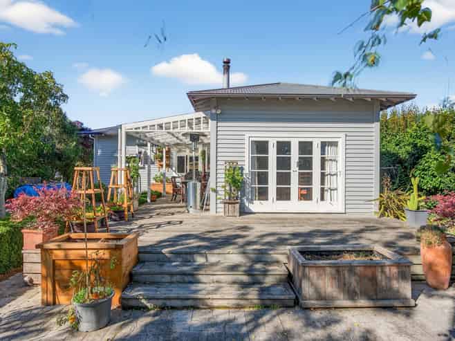 8 College Street, Masterton