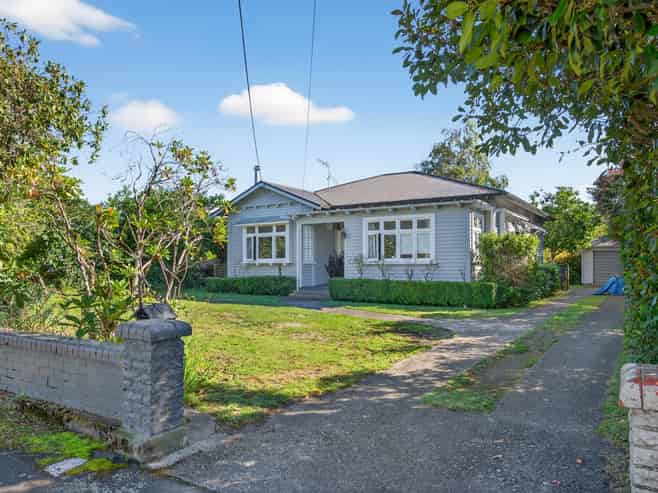 8 College Street, Masterton