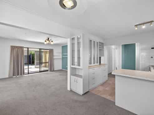 2/70 Marlow Road, Aranui