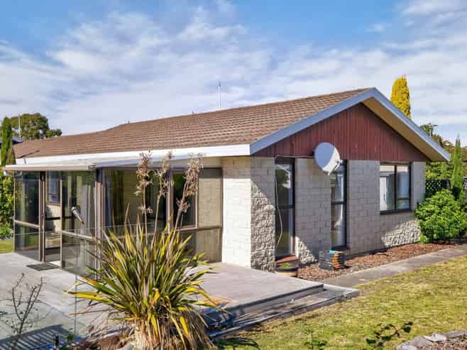 2/70 Marlow Road, Aranui