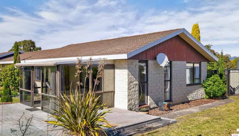 2/70 Marlow Road, Aranui