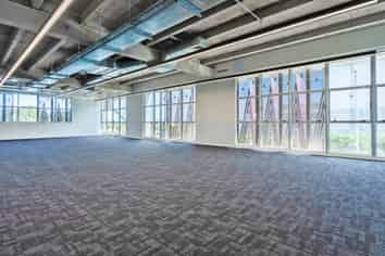 GROUND FLOOR OFFICE ON GREAT SOUTH ROAD
