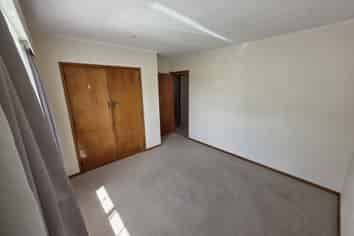 14 Ussher Place, Pakuranga Heights