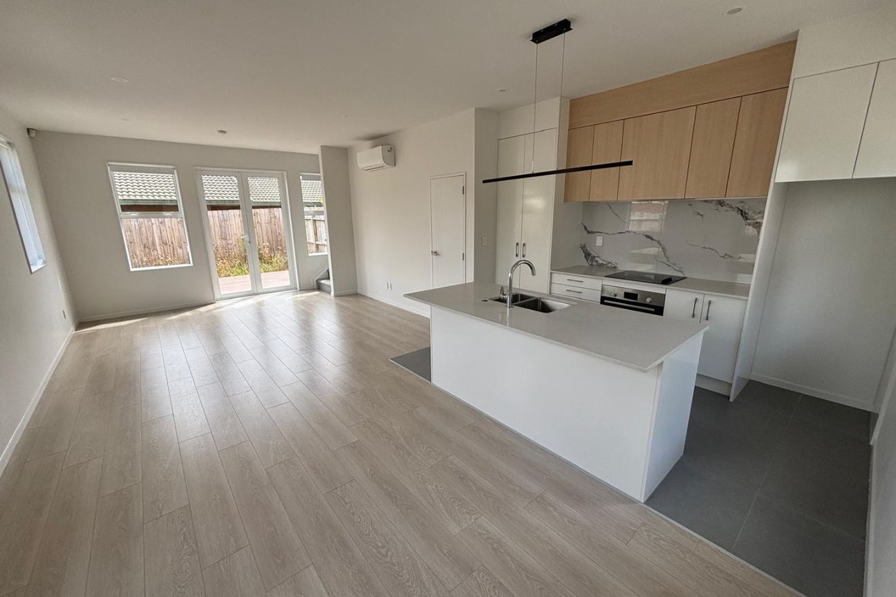 Modern 4 Bedroom House - Widok 2