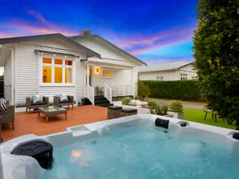 81 Hastie Avenue, Mangere Bridge