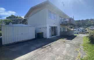 3 Capitol Road, Matakatia