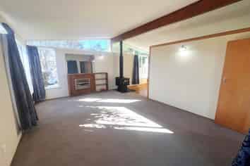 24 Caronia Crescent, Lynfield