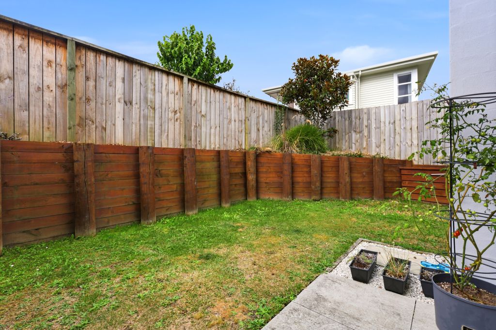 Lock & Leave Investment or First Home-Priced Right 5