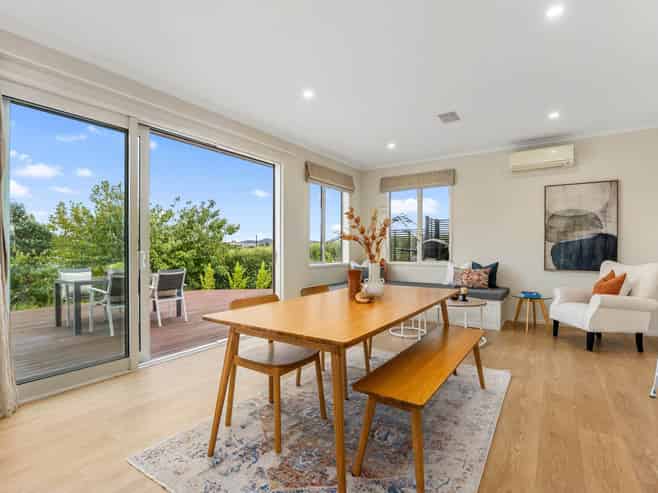 32 Walter Crescent, Millwater