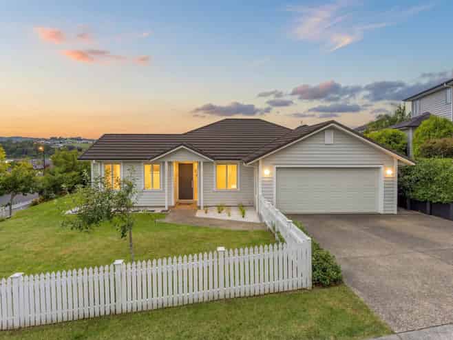 32 Walter Crescent, Millwater