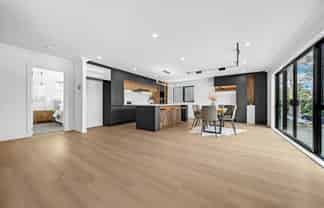 15B Lavery Place, Sunnynook