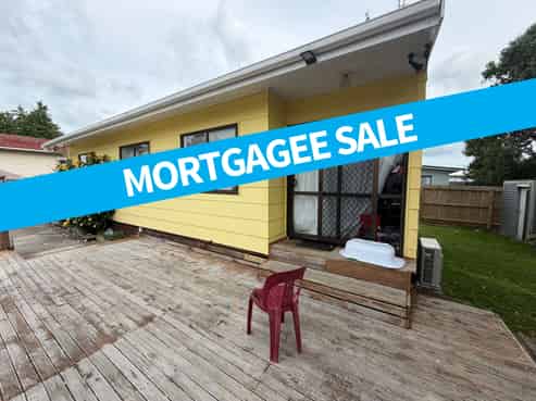 2/3 William Street, Mangere East