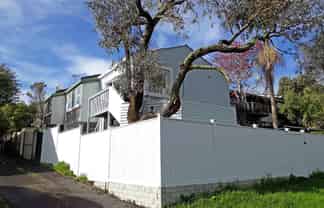 6/27 Don Croot Street, Kingsland