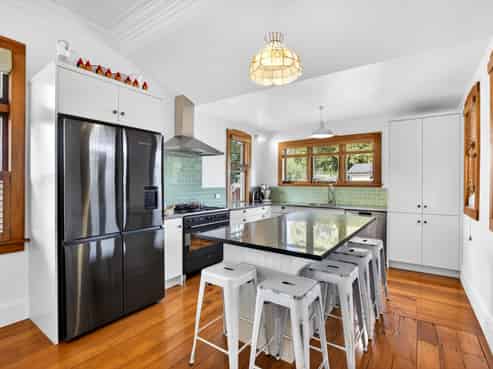 76 Vigor Brown Street, Napier South