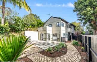 211B St Andrews Road, Epsom