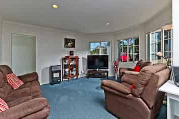 2 Regency Place, Sunnynook