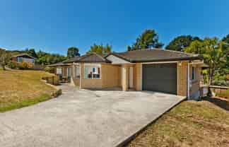 2 Regency Place, Sunnynook