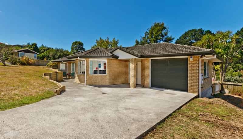 2 Regency Place, Sunnynook