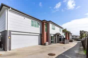 34A McInnes Road, Weymouth