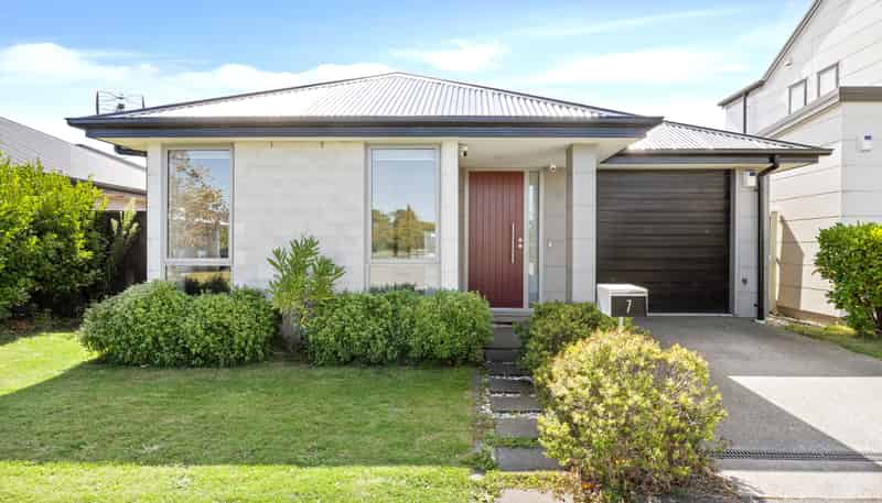 7 George West Square, Halswell