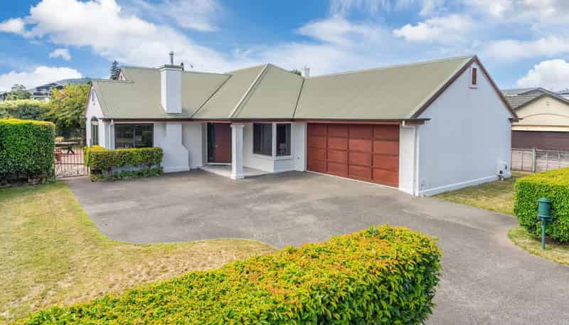 28 Kurupae Road, HILLTOP