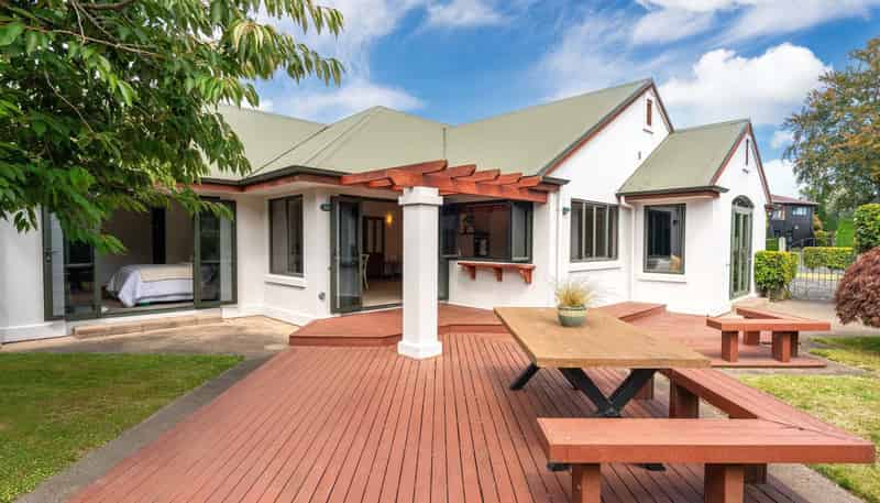 28 Kurupae Road, HILLTOP