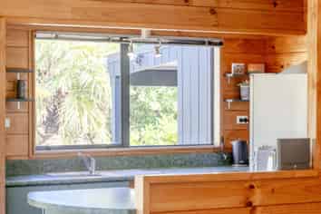 117B Stafford Road, AWATUNA