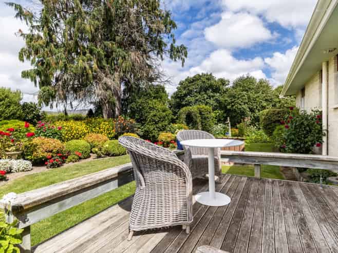 83 Mount Erin Road, Pakipaki